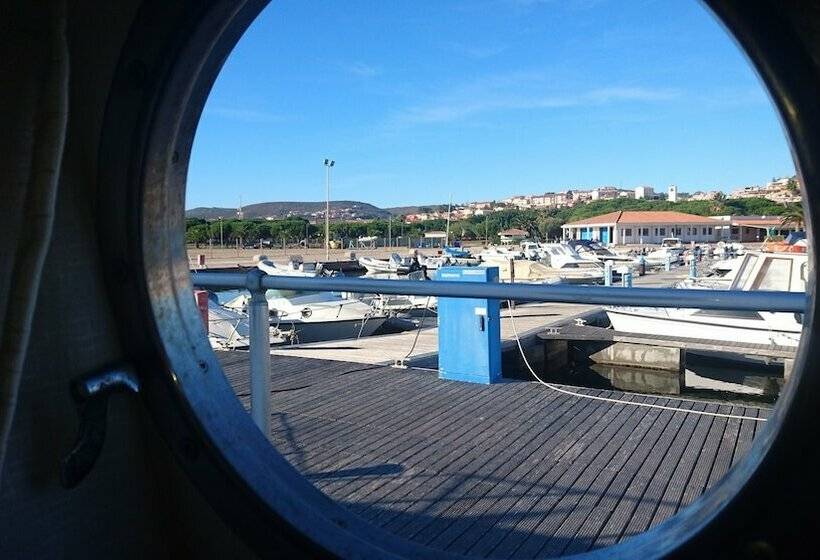 کابین, Boat&breakfast Stella Marina