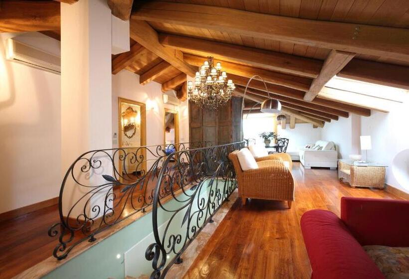 １ベッドルームドゥプレックスアパートメント, Agriturismo La Limonaia