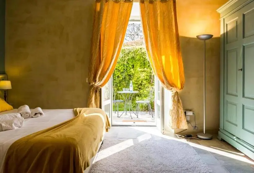 ガーデンビュースタンダードルーム, White Lilac Romantic B&b  Adults Only