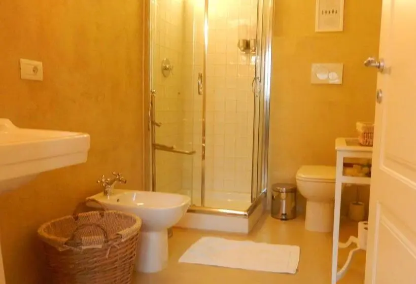景色の見えるデラックスルーム, White Lilac Romantic B&b  Adults Only