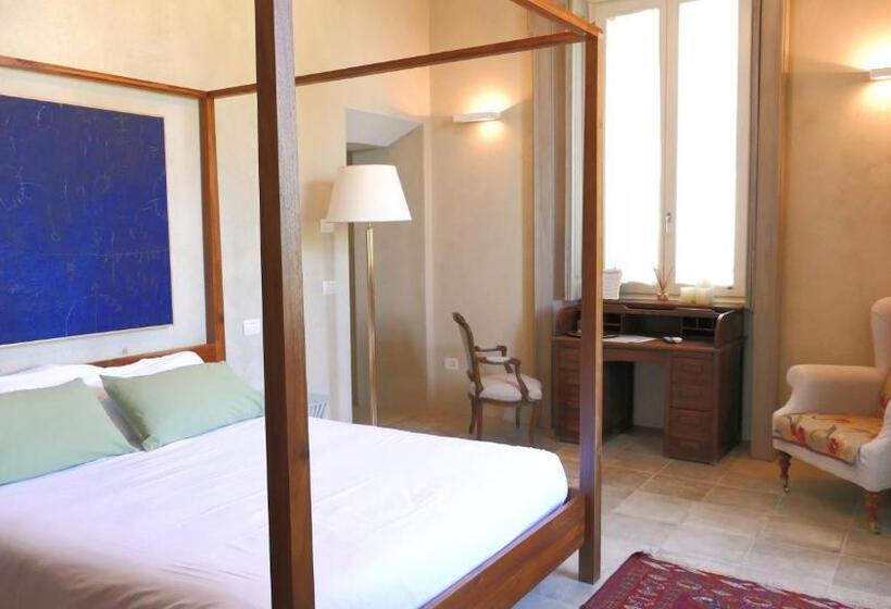Номер Deluxe с Видом, White Lilac Romantic B&b  Adults Only