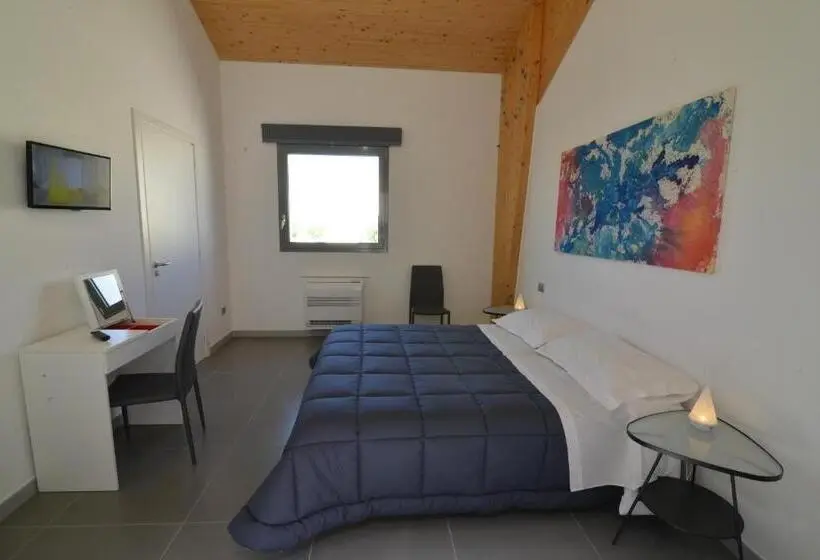 スタンダードトリプルルーム, Masseria La Meridiana