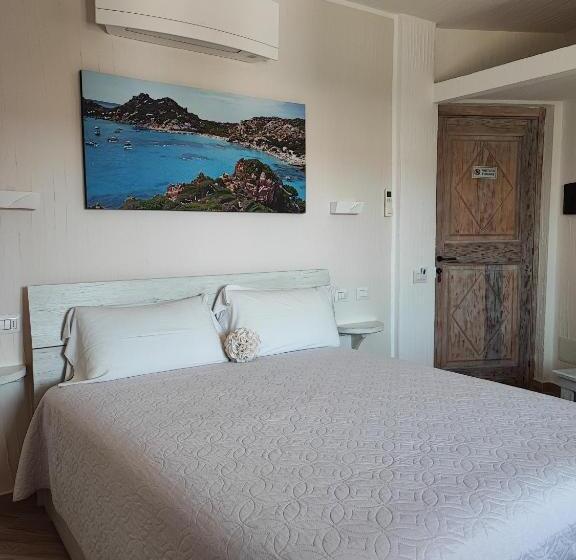 バルコニー付きスタンダードルーム, Antica Isola