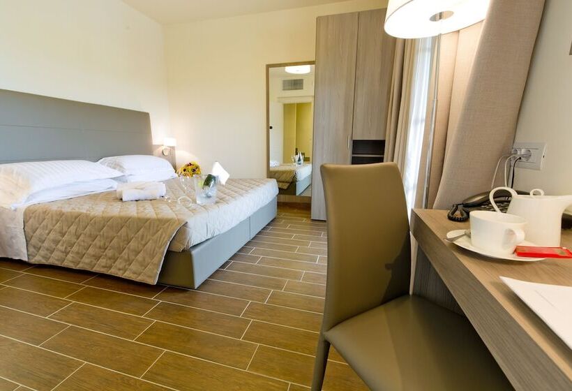 Номер Стандарт, Villa Carolina Resort