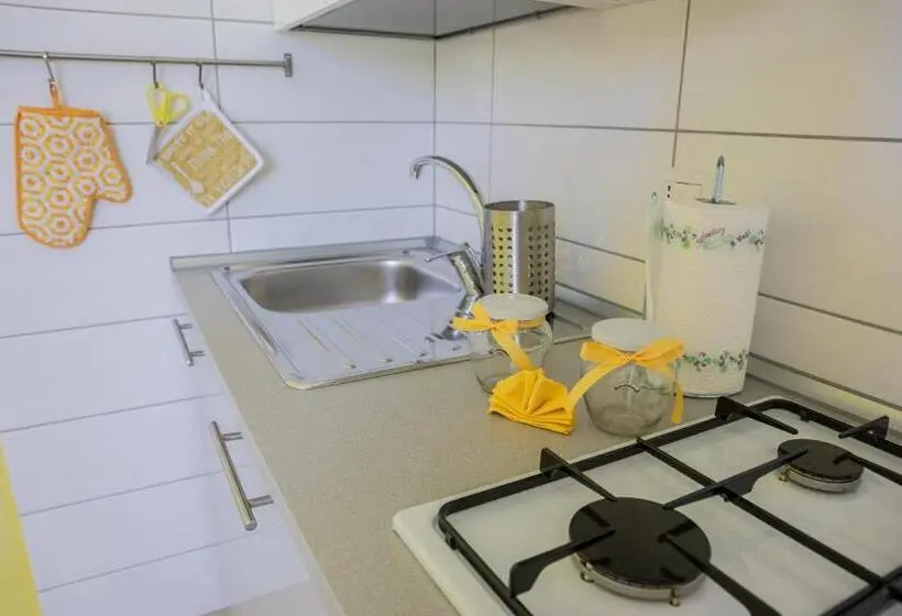プールビュースタンダードステューディオ, Casa Di Bello Affittacamere