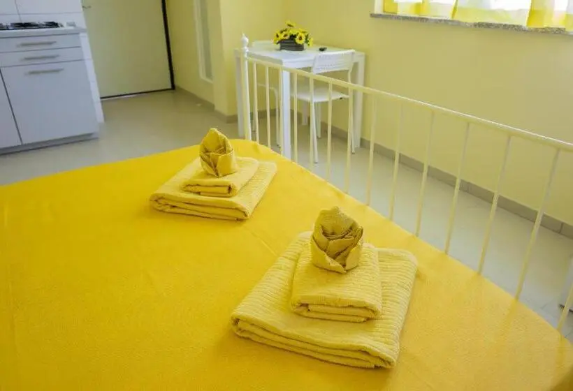 プールビュースタンダードステューディオ, Casa Di Bello Affittacamere