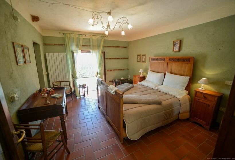 침실 4개 주택, Villa Stampa Cabatè