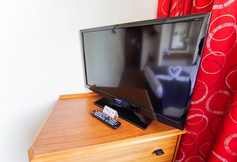 Номер Стандарт, Airport Inn Gatwick