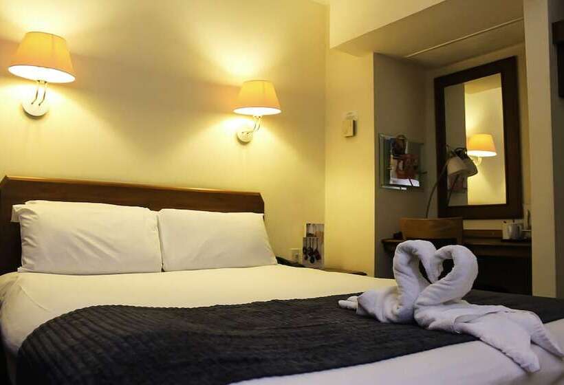 Номер Стандарт, Airport Inn Gatwick