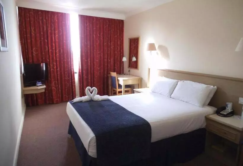 اتاق اجرایی, Airport Inn Gatwick