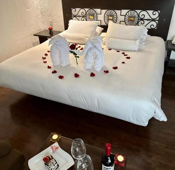 غرفة قياسية, Hatun Inti Classic