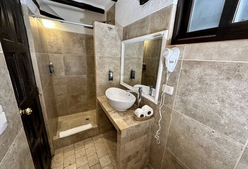 غرفة قياسية, Hatun Inti Classic