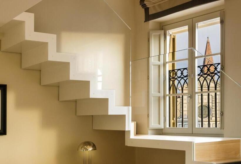 اتاق استاندارد, The Place Firenze
