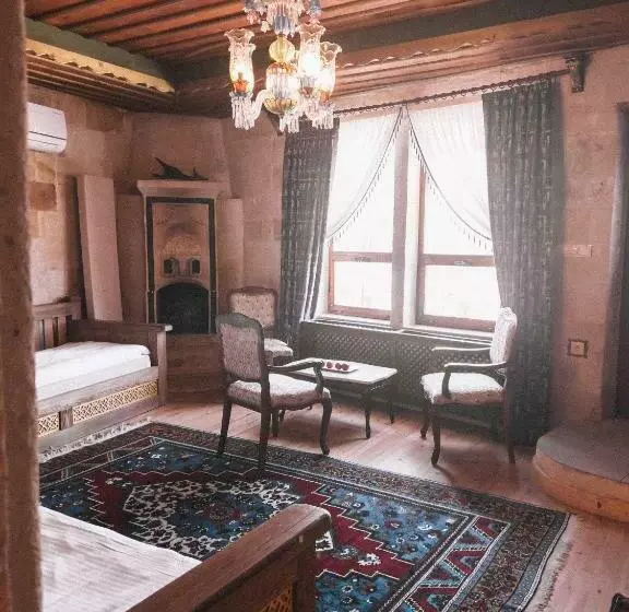 اتاق استاندارد, Local Cave House
