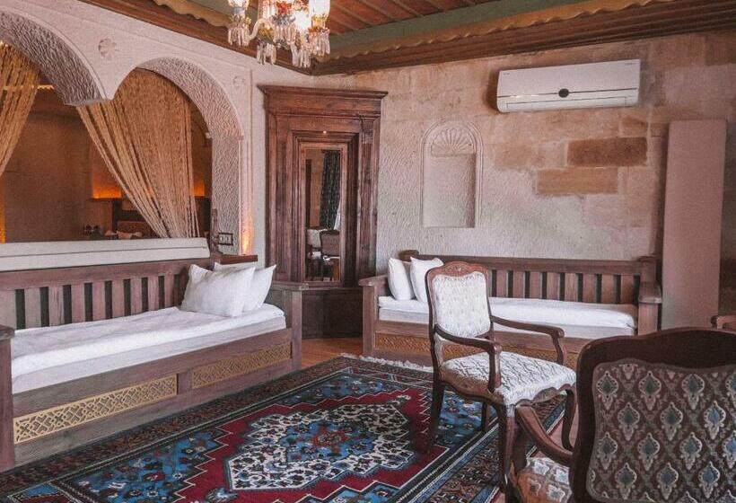 חדר סטנדרט, Local Cave House