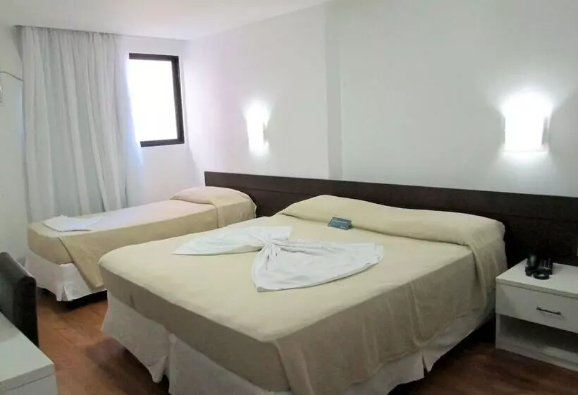 اتاق استاندارد سه نفره, Marinas Maceio