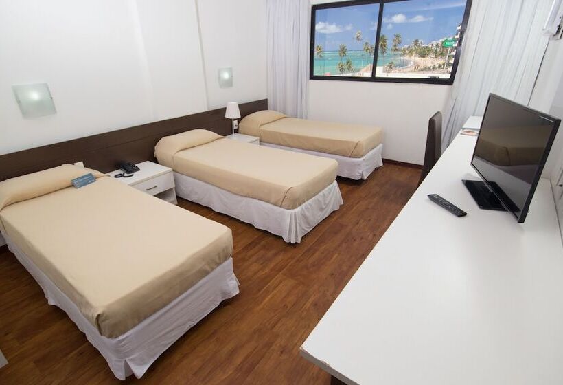 غرفة قياسية ثلاثية, Marinas Maceio