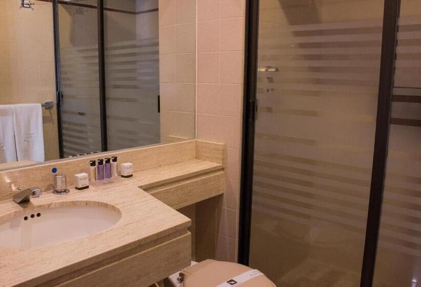 Номер Стандарт, Marlowe Centro Historico