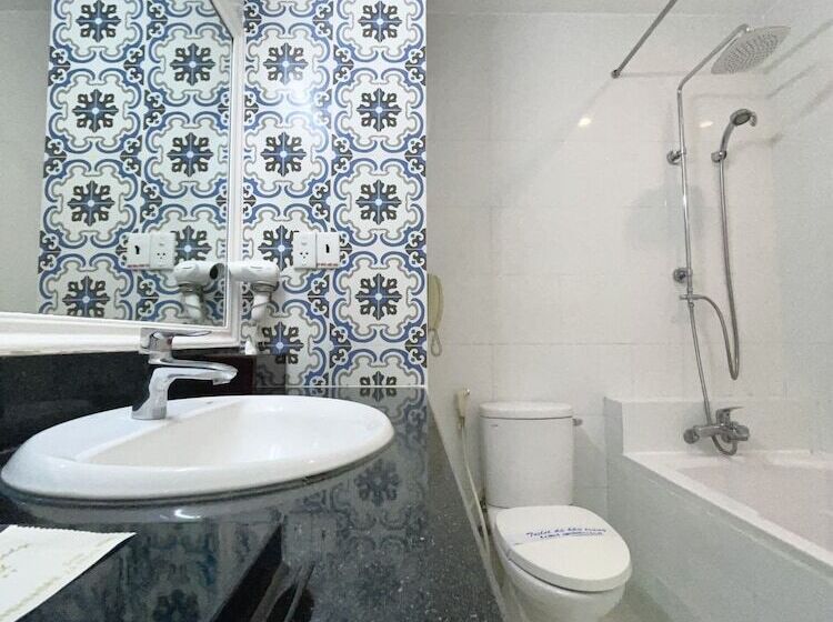 اتاق سوپریور با چشمانداز دریا, Nha Trang Lodge