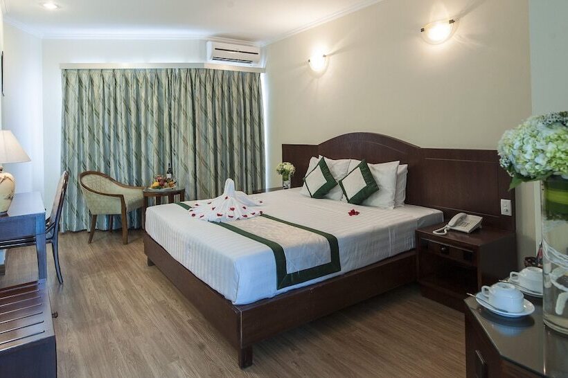 اتاق سوپریور با چشمانداز دریا, Nha Trang Lodge