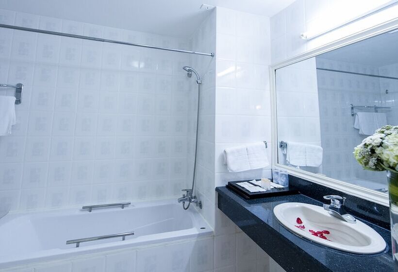 سوییت با چشمانداز دریا, Nha Trang Lodge