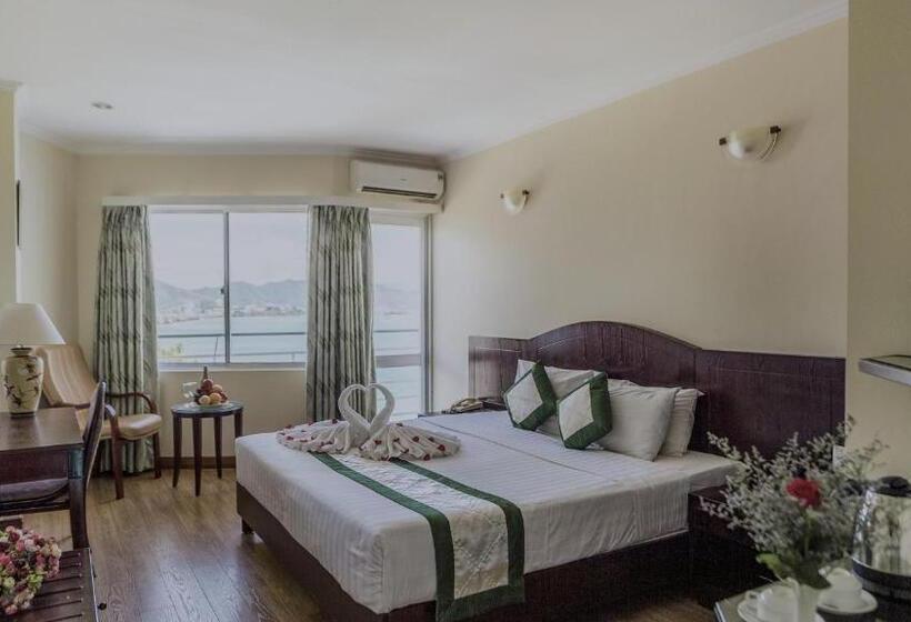اتاق لوکس با چشمانداز دریا, Nha Trang Lodge