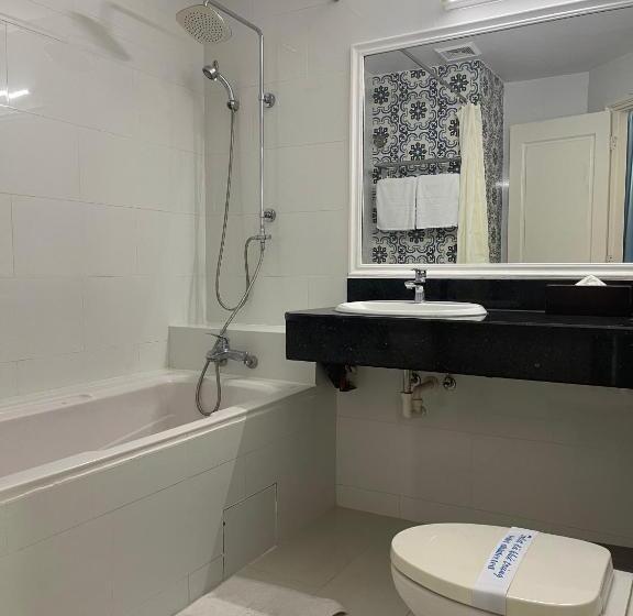 اتاق اجرایی با چشمانداز دریا, Nha Trang Lodge