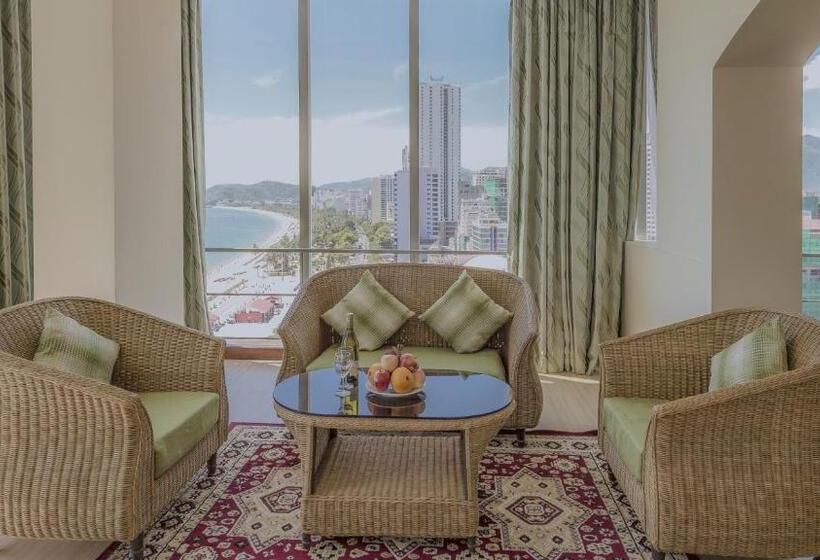 سوییت با چشمانداز دریا, Nha Trang Lodge