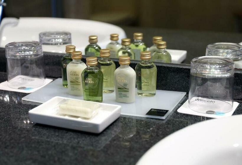 اتاق لوکس, Occidental Atenea Mar Adults Only