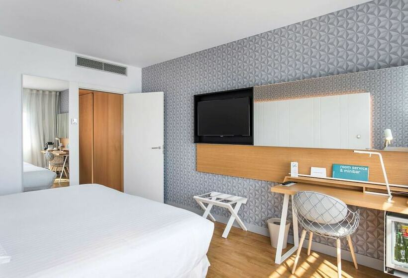 Номер Deluxe Вид на Море, Occidental Atenea Mar  Adults Only