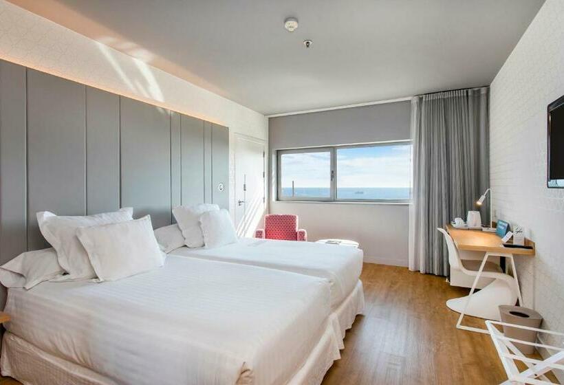 اتاق سوپریور با چشمانداز دریا, Occidental Atenea Mar Adults Only