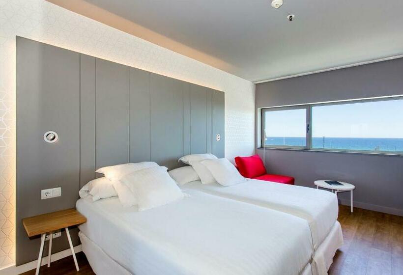 اتاق سوپریور با چشمانداز دریا, Occidental Atenea Mar Adults Only