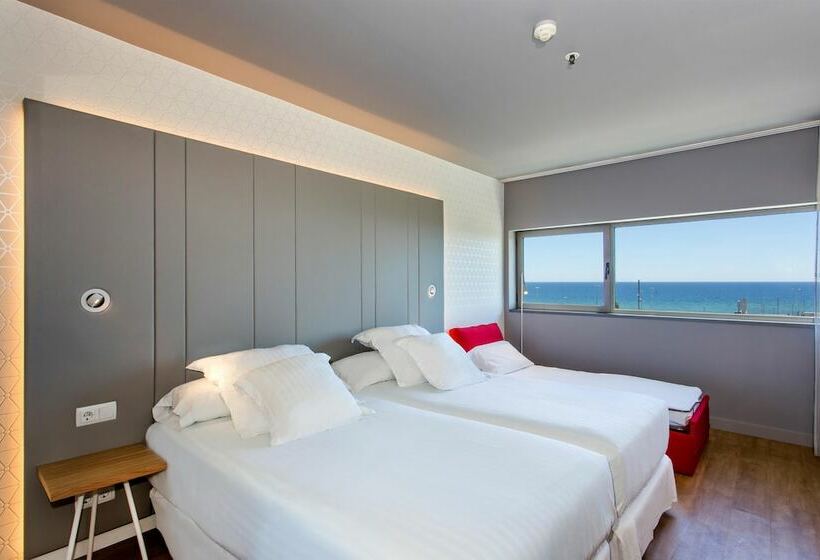 اتاق سوپریور با چشمانداز دریا, Occidental Atenea Mar Adults Only