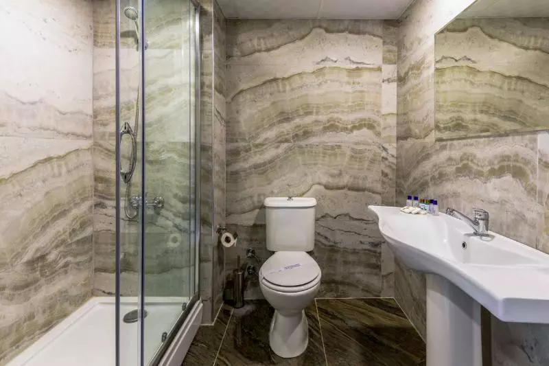 Standard-huone, Polat Thermal
