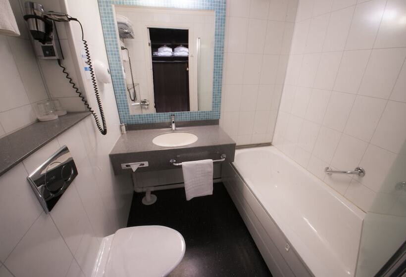 اتاق استاندارد, Radisson Blu Polar Hotel, Spitsbergen