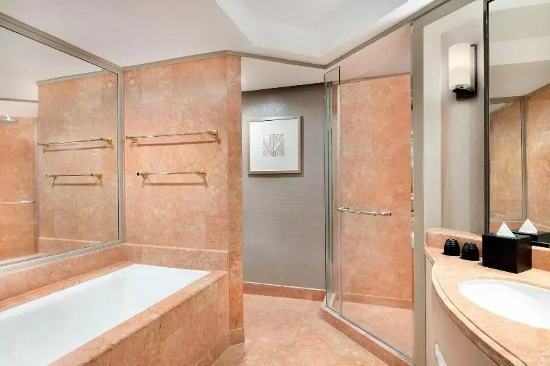Standard-huone King-vuode, Sheraton Imperial Kuala Lumpur