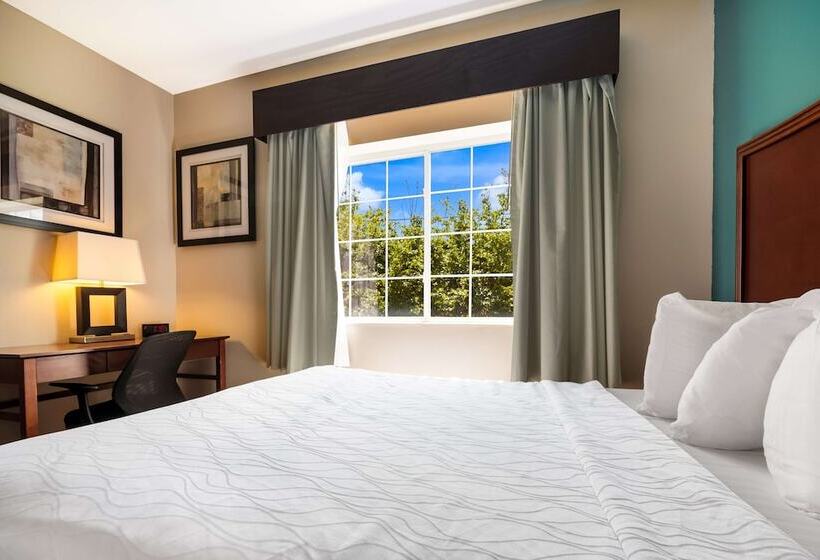 스위트, Surestay Plus Hotel By Best Western Topeka