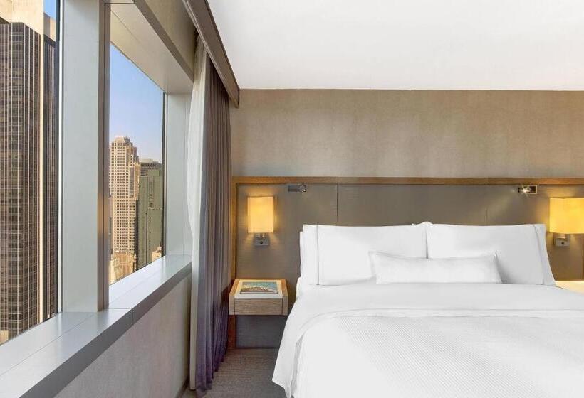 带大床的套房, The Westin New York at Times Square