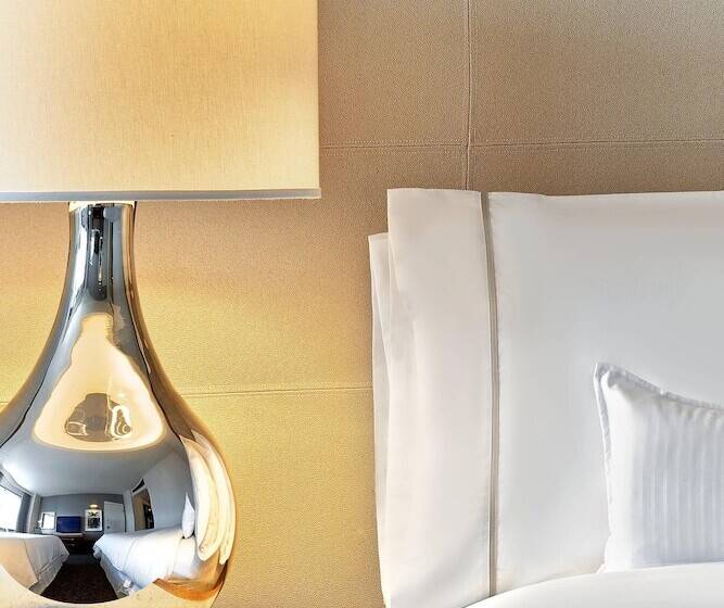 디럭스 룸 도시 전망, The Westin New York At Times Square