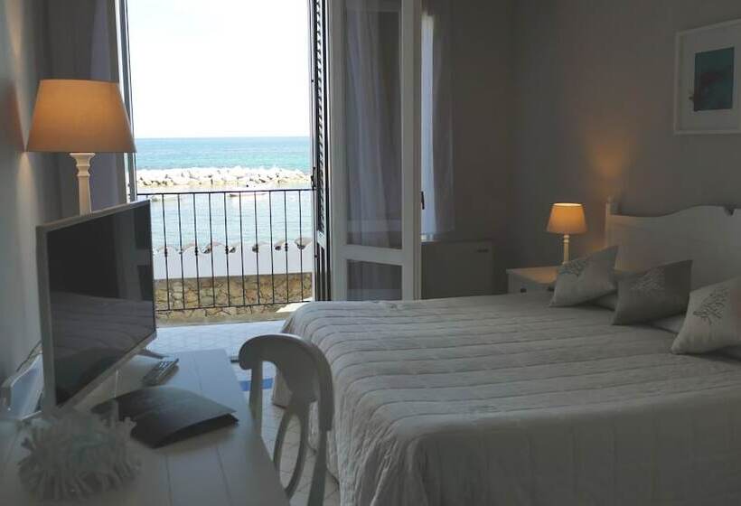 수피리어 룸, Tonnara Trabia