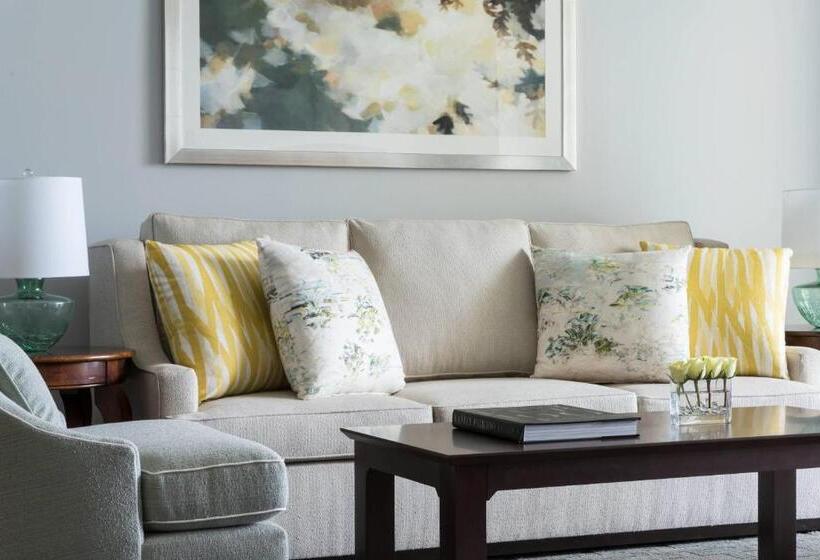 套房, The Ritzcarlton Naples, Tiburón