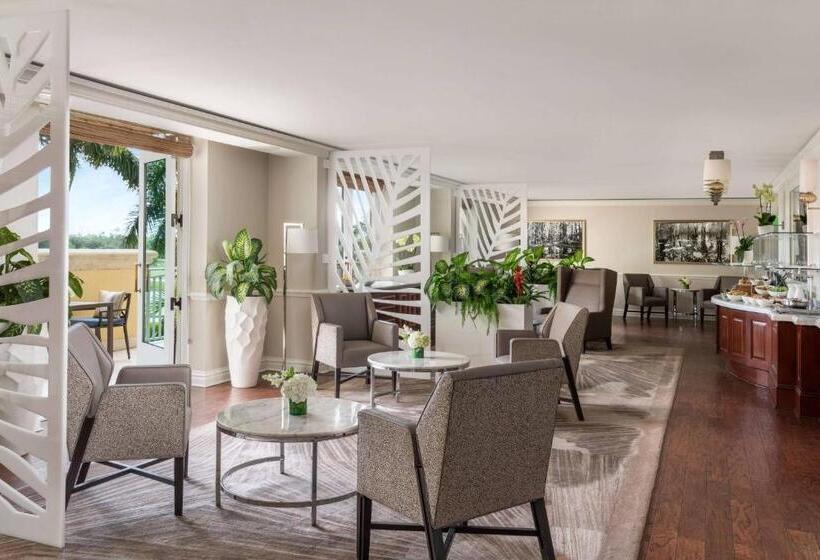 带大床的俱乐部房间, The Ritzcarlton Naples, Tiburón