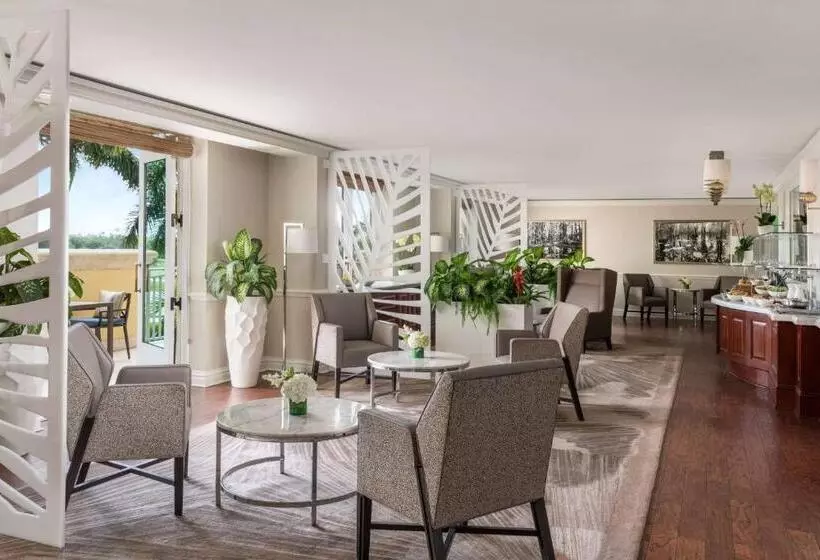 クラブスイート, The Ritzcarlton Naples, Tiburón