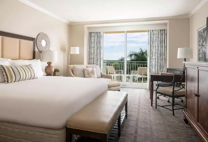 キングサイズベッドのスタンダードルーム, The Ritzcarlton Naples, Tiburón