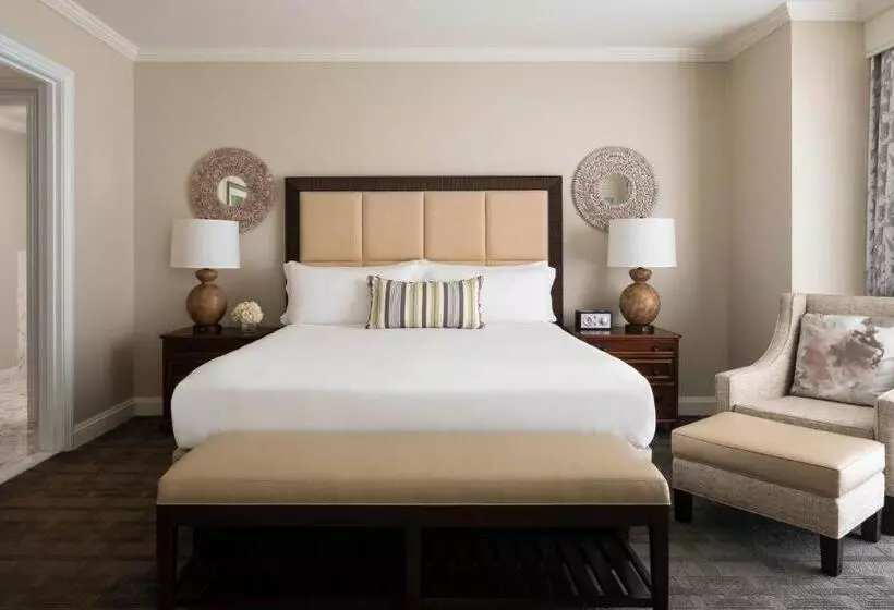 身障者適用キングサイズベッドルーム, The Ritzcarlton Naples, Tiburón