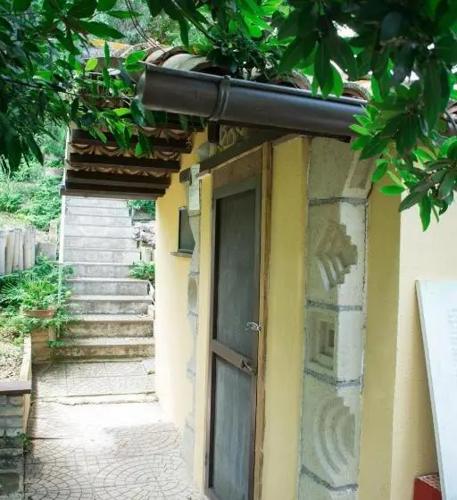 海の見えるスタンダードスタジオ, Casale Civetta