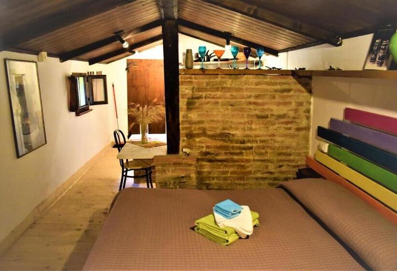 סטודיו סטנדרטי נוף לים, Casale Civetta