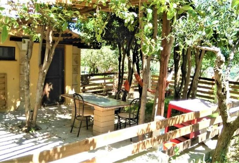 סטודיו סטנדרטי נוף לים, Casale Civetta