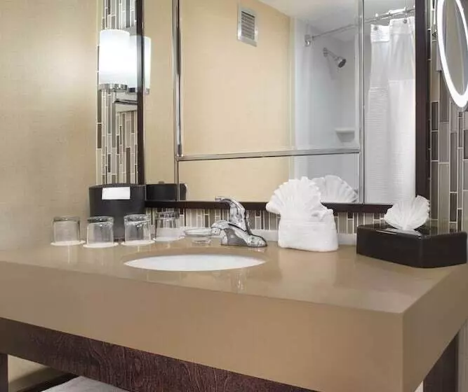 اتاق استاندارد, Crowne Plaza Resort Asheville, An Ihg