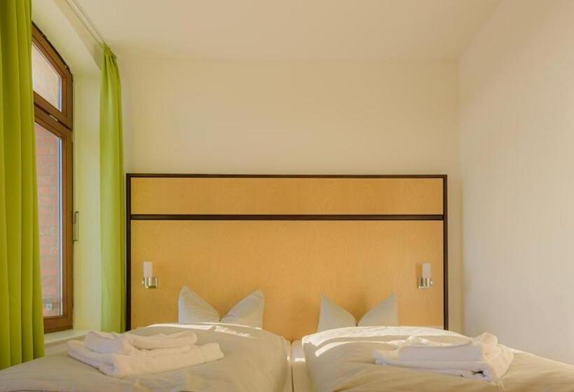 غرفة قياسية, Am Tiefwarensee